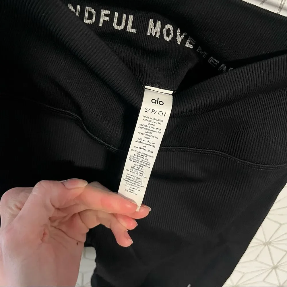 Alo Yoga 5” Ribbed Favorite Short Black